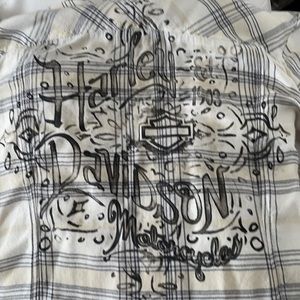 Women’s Harley Davidson Long Sleeved Shirt